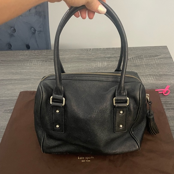 KATE SPADE doctor tote bag with tassel - Picture 2 of 11